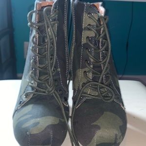 Camouflage Heels